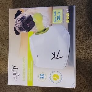 Afp ball throwing toy